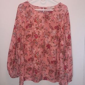 Loft Plus Pink Floral draped sleeve top size 18